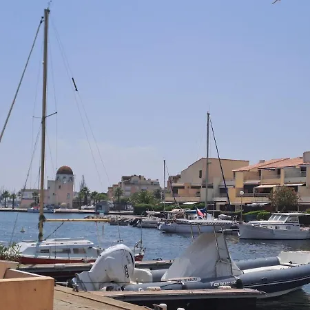 Marina Au Bord De L'eau Acces Direct Port Апартаменты