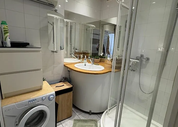 Marina Au Bord De L'eau Acces Direct Port Апартаменты