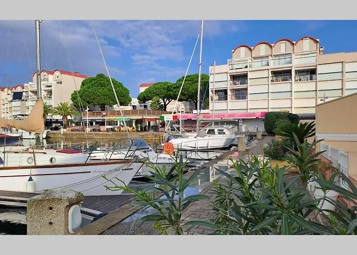 Апартаменты Marina Au Bord De L'eau Acces Direct Port Груиссан